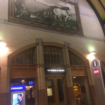 Haarlem Centraal - Mural inside - Train Stations Near Me - Haarlem, New Hampshire
