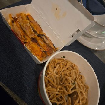 Bafang Dumpling - Old Fashioned Noodles with Kimchi & Pork Dumplings - Taiwanese Near Me - Gardena, California