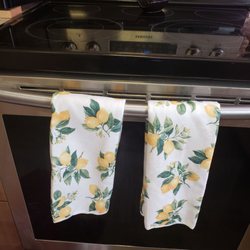 Lemon hand towels