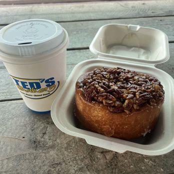 Ted's Bakery - Pecan roll, Regular Coffee - Bakeries Near Me - Haleiwa, Hawaii