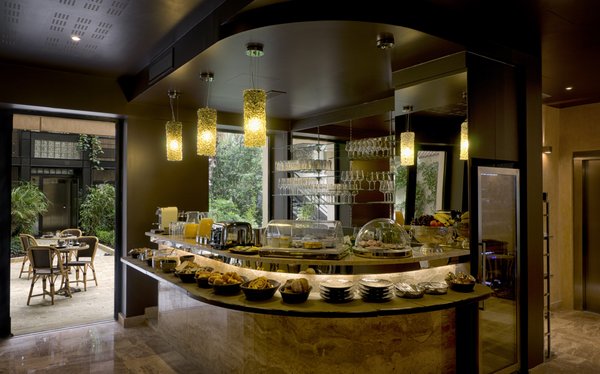 B Montmartre Hôtel by null