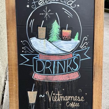 Long's Vietnamese Kitchen - Signage - Vietnamese Near Me - Aloha, Oregon