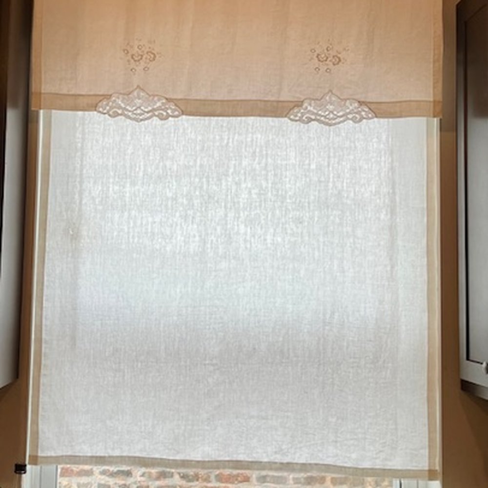 Chicago Upholstery & Drapery Co - Furniture Reupholstery Near Me - Chicago, Illinois