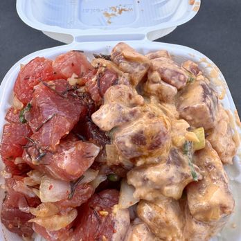 Ono Seafood - Hawaiian Style and Spicy Ahi poke bowl - Seafood Near Me - Honolulu, Hawaii Ono Seafood - Hawaiian Style and Spicy Ahi poke bowl - Seafood Near Me - Honolulu, Hawaii