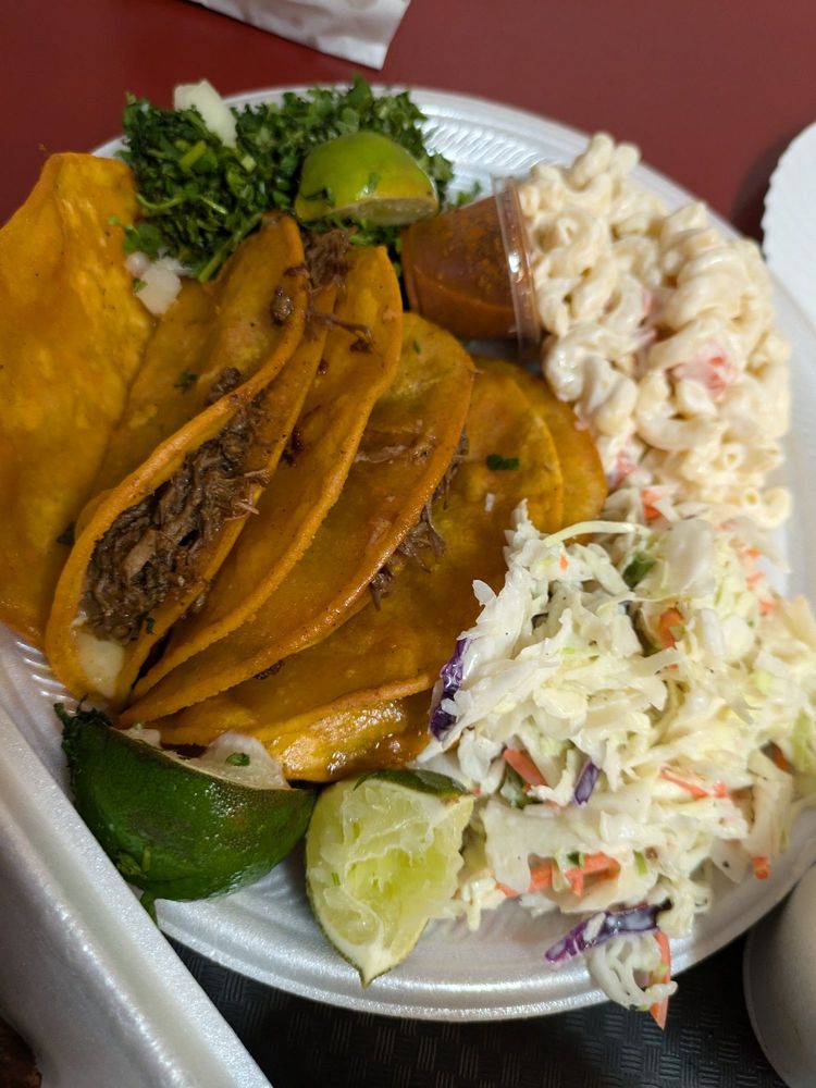 Pollos El Dorado - Photo 3