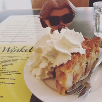 Winkel 43 - My travel buddy, The Dude, with the pie - Desserts Near Me - Amsterdam, New Hampshire