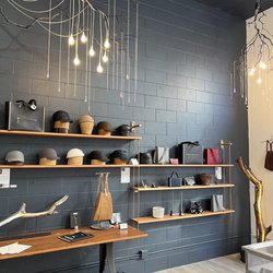 RREVV Gallery - A small museum of lovely things. Except you can buy them