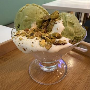 Mango Mango Dessert - Desserts Near Me - Chicago, Illinois