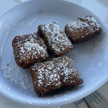 Canopy Road Cafe - Beignets - Breakfast & Brunch Near Me - Inlet Beach, Florida