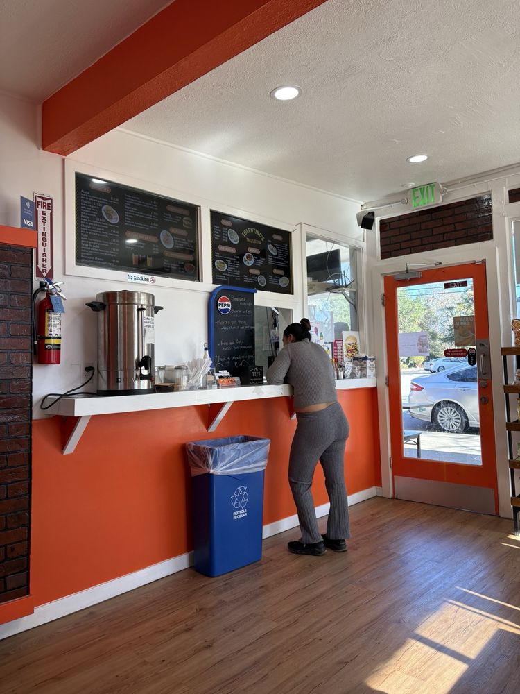 Tolentinos Taqueria