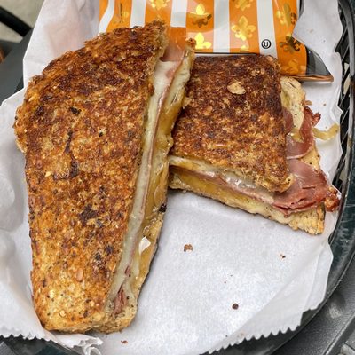 St. James Cheese Company - Warehouse District by null