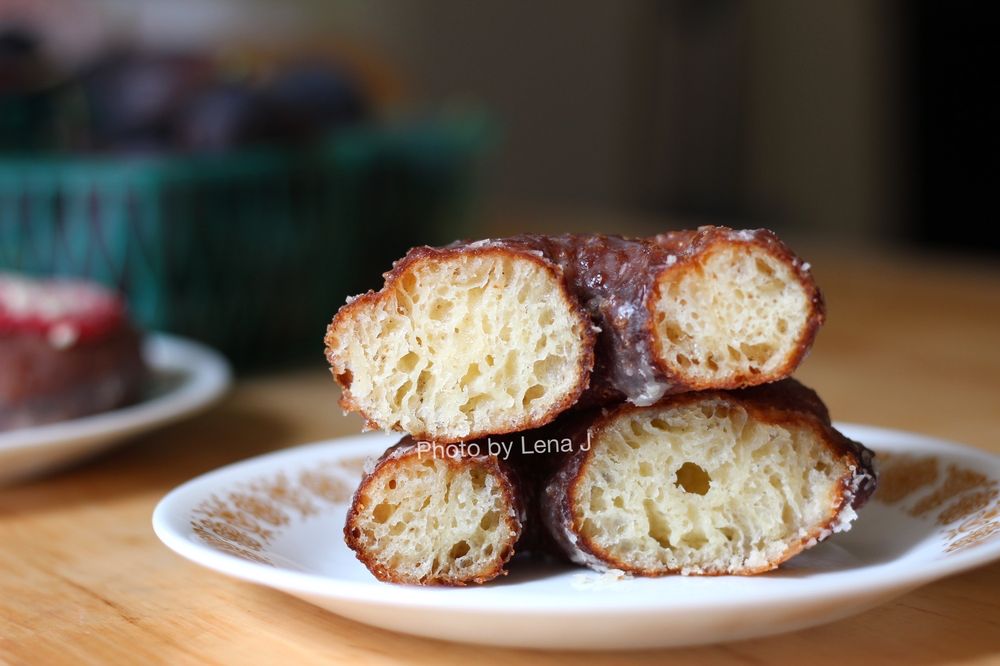 CURIOSITY DOUGHNUTS CLOSED 25 Photos & 10 Reviews Donuts 3495