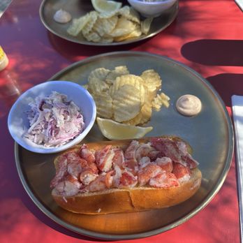 Royal Lobster LA - 3.5 oz. Lobster Roll - Sandwiches Near Me - Los Angeles, California