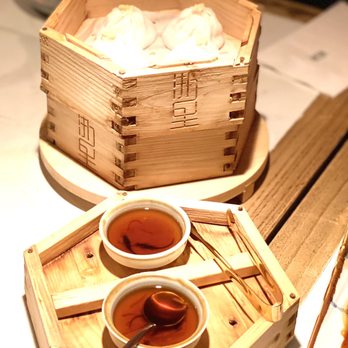Cheli - Shanghainese Near Me - New York, New York Cheli - Shanghainese Near Me - New York, New York
