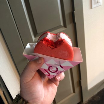 Sticky Rice - Richardson - Vegan Macaroon ice cream sandwich - Thai Near Me - Richardson, Texas Sticky Rice - Richardson - Vegan Macaroon ice cream sandwich - Thai Near Me - Richardson, Texas