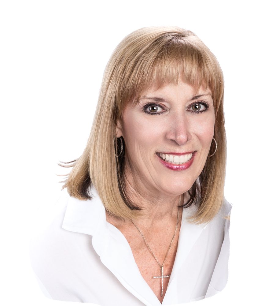 DARLENE JAMROZ FIRST TEAM REAL ESTATE Updated August 2024 San