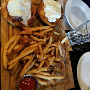 Smith - Smoked brisket sandwich - Bars Near Me - Seattle, Washington