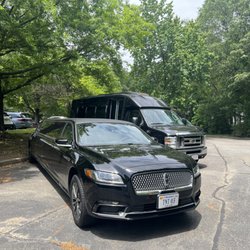 TNT Limousine
