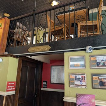 Potbelly - Inside - Sandwiches Near Me - Evanston, Illinois