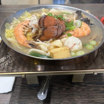 Tasty Pot- Oceanside - Lobster tails, Giant shrimps, clam, mussels, fish...tofu , veggies - Hot Pot Near Me - Oceanside, California Tasty Pot- Oceanside - Lobster tails, Giant shrimps, clam, mussels, fish...tofu , veggies - Hot Pot Near Me - Oceanside, California