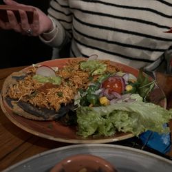 Guatemuc - Chicken tostadas