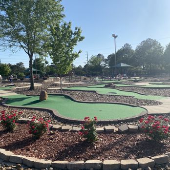 Katy Miniature Golf Batting Cages - Mini Golf Near Me - Katy, Texas Katy Miniature Golf Batting Cages - Mini Golf Near Me - Katy, Texas