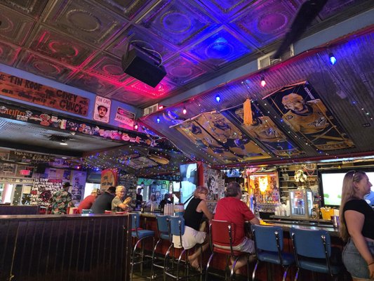 Tin Roof by null