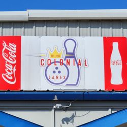 Colonial Bowling Lanes - Sign2