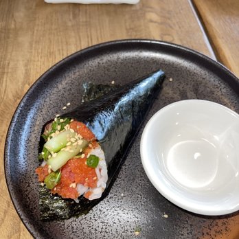 Burosu Ramen - Spicy Tuba Hand Roll Free with Yelp Check-in $7 value - Ramen Near Me - Studio City, California