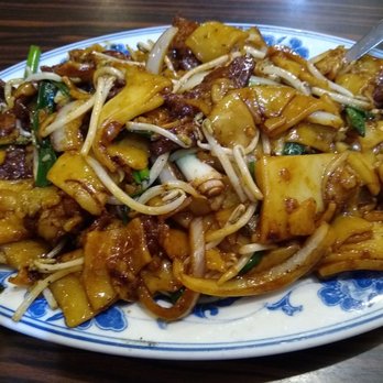 Oriental House - Stir Fried Flat Rice Noodles with Beef - Chinese Near Me - St Matthews, Kentucky Oriental House - Stir Fried Flat Rice Noodles with Beef - Chinese Near Me - St Matthews, Kentucky