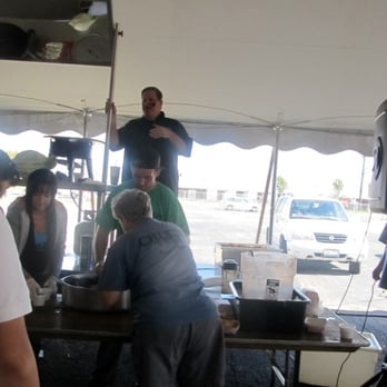 Chuck's Fest - Mussel samples by Chuck being served - Food Near Me - Bridgeview, Illinois Chuck's Fest - Mussel samples by Chuck being served - Food Near Me - Bridgeview, Illinois
