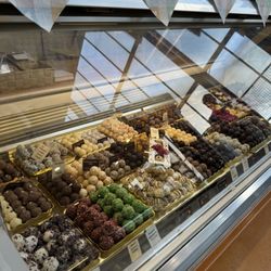 Die Praline - Truffle options