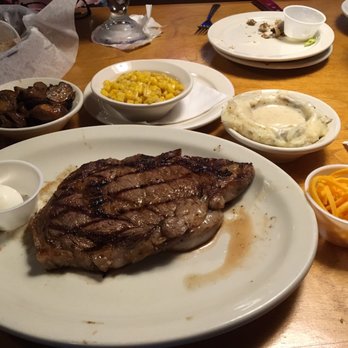 Texas Roadhouse - 10-Ounce Ribeye w/Mushrooms Buttered Corn and Mash Potato w/White Gravy and Cheddar Cheese - American Near Me - Kenosha, Wisconsin Texas Roadhouse - 10-Ounce Ribeye w/Mushrooms Buttered Corn and Mash Potato w/White Gravy and Cheddar Cheese - American Near Me - Kenosha, Wisconsin