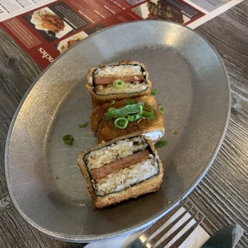 Da Kitchen Maui - Fried spam musubi - Hawaiian Near Me - Kihei, Hawaii Da Kitchen Maui - Fried spam musubi - Hawaiian Near Me - Kihei, Hawaii