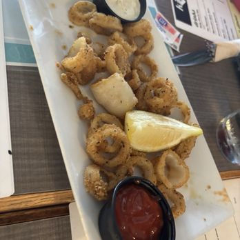 Ideal Bar & Grill - Fried Calamari - Cocktail Bars Near Me - Santa Cruz, California Ideal Bar & Grill - Fried Calamari - Cocktail Bars Near Me - Santa Cruz, California