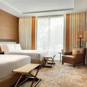 Hoodoo Moab, Curio Collection by Hilton - Guest room - Hotels Near Me - Moab, Utah Hoodoo Moab, Curio Collection by Hilton - Guest room - Hotels Near Me - Moab, Utah