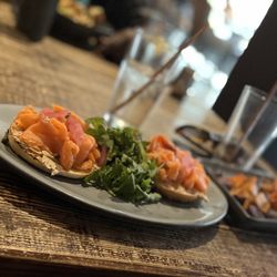 Revel - Smoked salmon