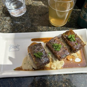 The Plot - Sausage and biscuits - Vegan Near Me - Costa Mesa, California The Plot - Sausage and biscuits - Vegan Near Me - Costa Mesa, California