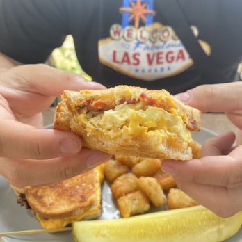 Toast - Bacon, Egg and Cheese Sandwich with Tator Tots - New American Near Me - Norfolk, Virginia