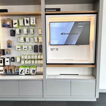Verizon - Mobile Phones Near Me - Saint Louis Park, Minnesota Verizon - Mobile Phones Near Me - Saint Louis Park, Minnesota