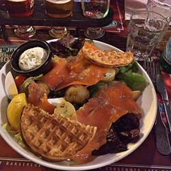 3 Brasseurs - Salade de truite fumée