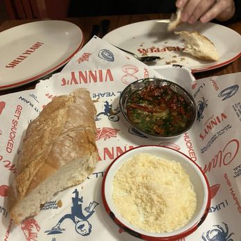 Vinny's Clam Bar - Seafood Near Me - Tinley Park, Illinois