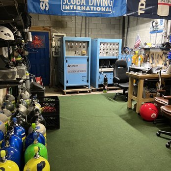 Joe's Scuba - Scuba Air Compressor and Fill Station - Scuba Diving Near Me - Mount Pleasant, South Carolina