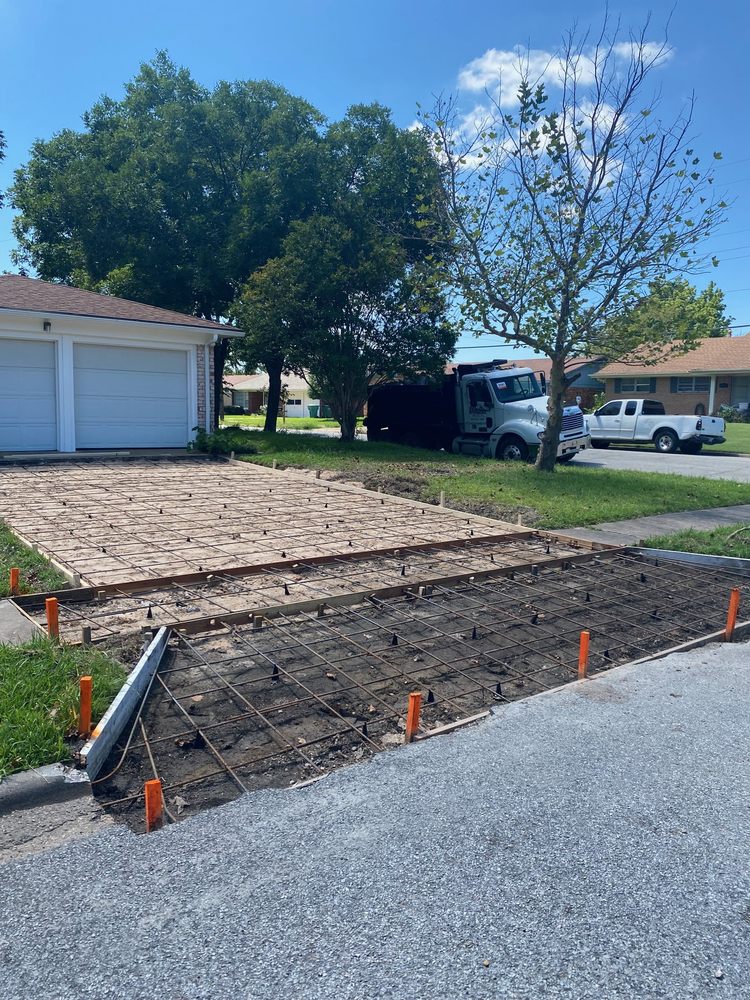 Slide of Lone Star Tree & Roofing Services