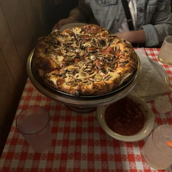 Gianni's Pizza - Build your own pepperoni mushroom and onion - Italian Near Me - Monterey, California