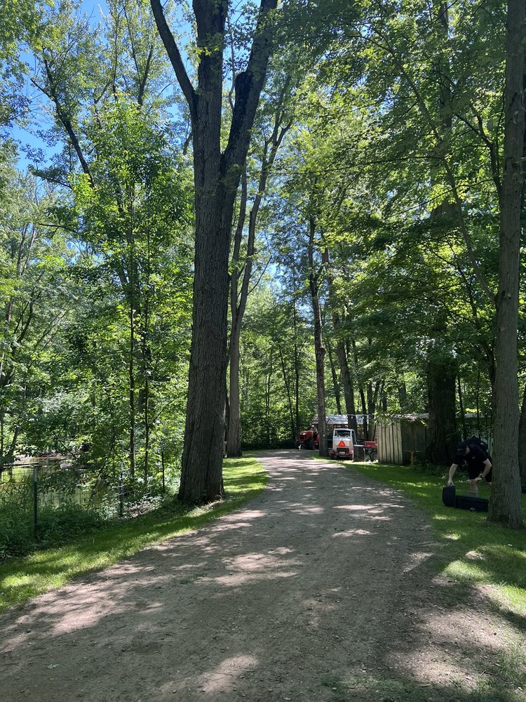 PEACOCK ROAD FAMILY FARM Updated July 2024 15 Photos 11854