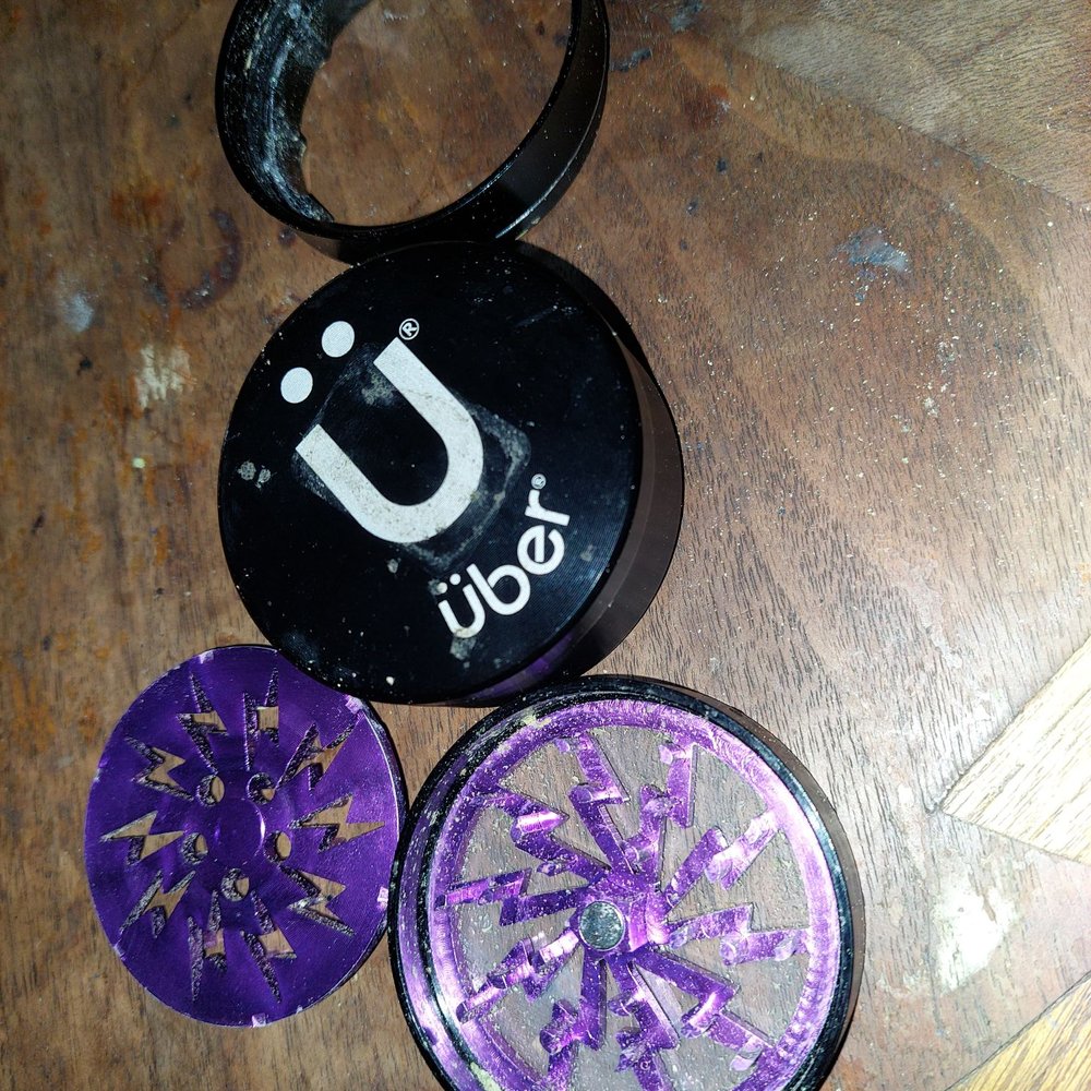 Smokerz Paradize - The overpriced and broken grinder that the owner of the franchise sold me. - Vape Shops Near Me - San Antonio, Texas Smokerz Paradize - The overpriced and broken grinder that the owner of the franchise sold me. - Vape Shops Near Me - San Antonio, Texas