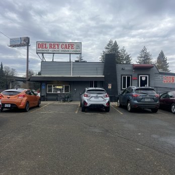 Del Rey Cafe & The Loft - American Near Me - Winchester, Oregon