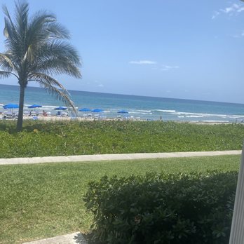 Latitudes - Seafood Near Me - Highland Beach, Florida