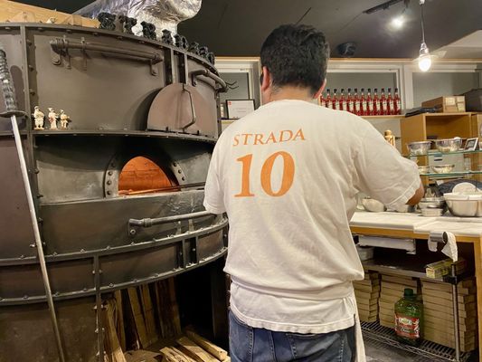 Pizza Strada by null